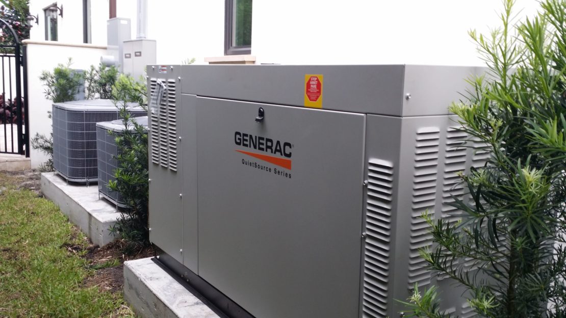 Генераторы больших данных. Дизельный Генератор generac vme655. Генератор промышленный generac. Генератор generac su200tpav2g. Генераторы generac logo.